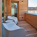 Haus Fuenf Mit 2 Und Studio-loft Mit Terrasse *