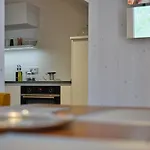 Haus Fuenf Mit 2 Und Studio-loft Mit Terrasse Melk