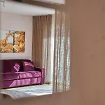Haus Fuenf Mit 2 Und Studio-loft Mit Terrasse Daire *