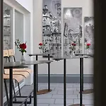 Daire Haus Fuenf Mit 2 Und Studio-loft Mit Terrasse *