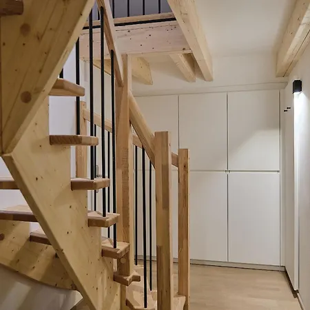 Апартаменты Haus Fuenf Mit 2 Und Studio-loft Mit Terrasse *