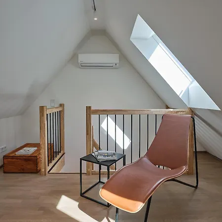 Haus Fuenf Mit 2 Und Studio-loft Mit Terrasse Melk