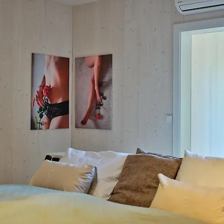 דירה Haus Fuenf Mit 2 Und Studio-loft Mit Terrasse