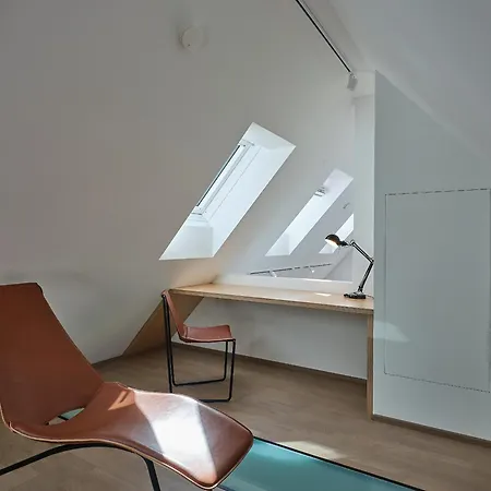 Haus Fuenf Mit 2 Und Studio-loft Mit Terrasse *