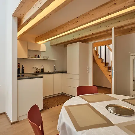 Haus Fuenf Mit 2 Und Studio-loft Mit Terrasse *