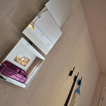Haus Fuenf Mit 2 Und Studio-loft Mit Terrasse Appartement *