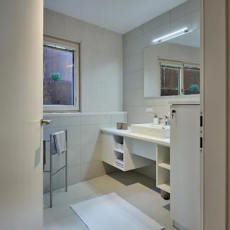 Haus Fuenf Mit 2 Und Studio-loft Mit Terrasse Melk