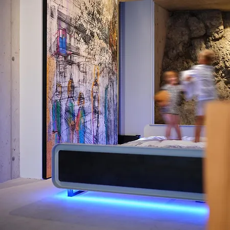 Haus Fuenf Mit 2 Und Studio-loft Mit Terrasse * Melk
