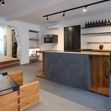 Apartament Haus Fuenf Mit 2 Und Studio-loft Mit Terrasse *
