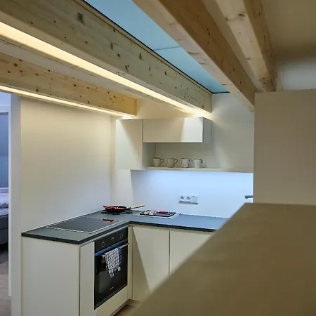 Apartament Haus Fuenf Mit 2 Und Studio-loft Mit Terrasse *