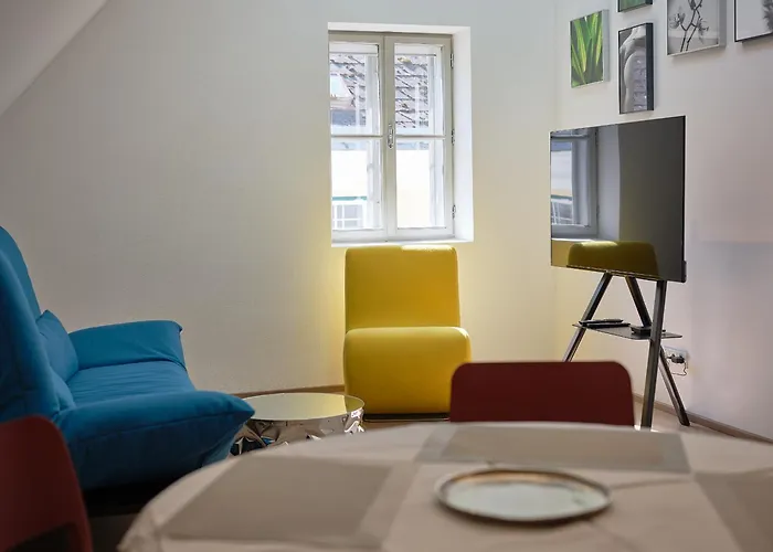 דירה Haus Fuenf Mit 2 Und Studio-loft Mit Terrasse