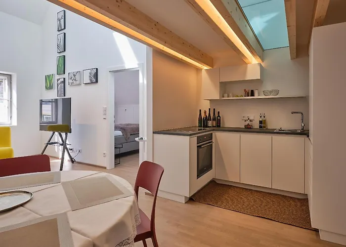 Haus Fünf Mit 2 Und Studio-loft Mit Terrasse Apartment