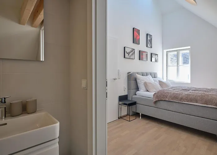 Haus Fuenf Mit 2 Und Studio-loft Mit Terrasse דירה