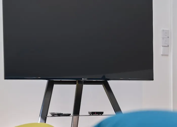 Haus Fuenf Mit 2 Und Studio-loft Mit Terrasse דירה מלק