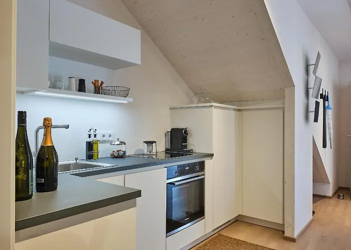 דירה Haus Fuenf Mit 2 Und Studio-loft Mit Terrasse מלק