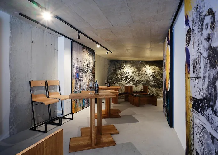 Haus Fuenf Mit 2 Und Studio-loft Mit Terrasse * מלק